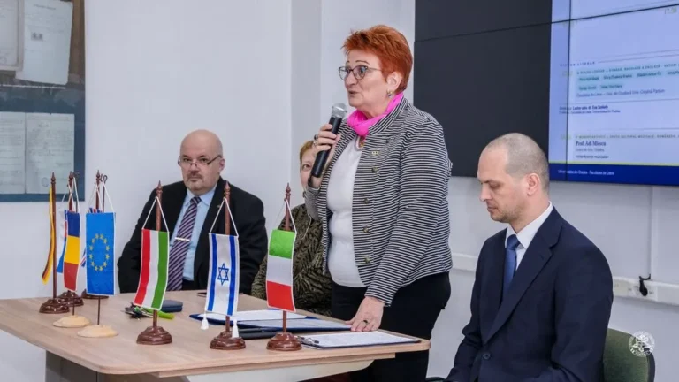 Ziua Limbii Materne a fost sarbatorita la Universitatea Oradea