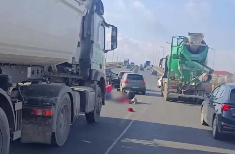 Accident pe centura Oradea. Pieton lovit de un autocamion în zona Auchan