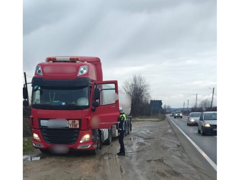 Acțiunea „Truck & Bus”: Peste 200 de vehicule controlate, 11 scoase din circulație. Ce alte probleme au constatat oamenii legii