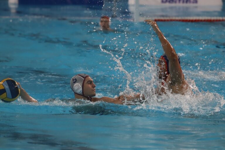 CSM Oradea merge la București pentru două teste importante în Superligă. Urmează duelul cu Dinamo și Sportul Studențesc