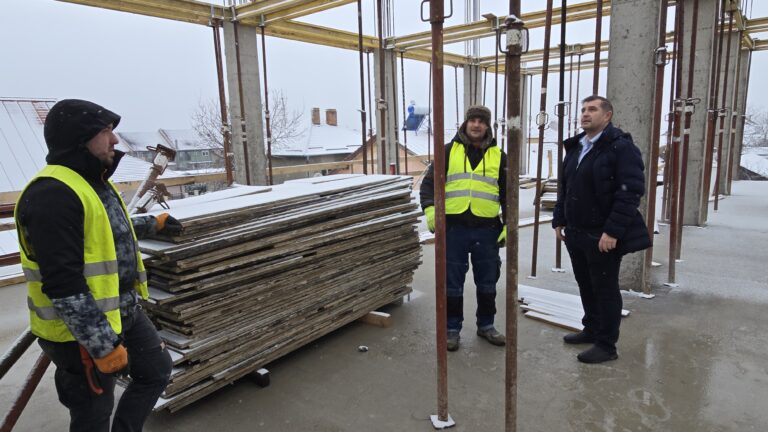 Primăria Sânmartin construiește o școală nouă pentru elevii Liceului Tehnologic „Felix” din comună (FOTO)