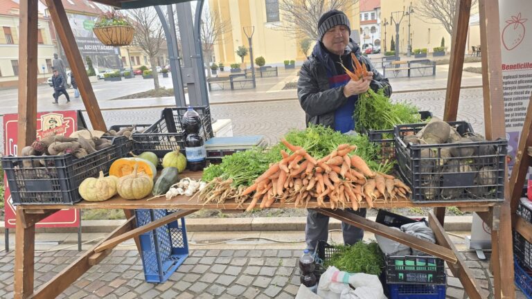 Târg cu produse locale în centrul Oradei. Ce puteți găsi sâmbătă în Piața Unirii?