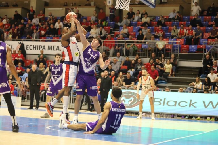Oradea a trecut de FC Argeș, 97-83, după un final solid la Arena „Antonio Alexe”