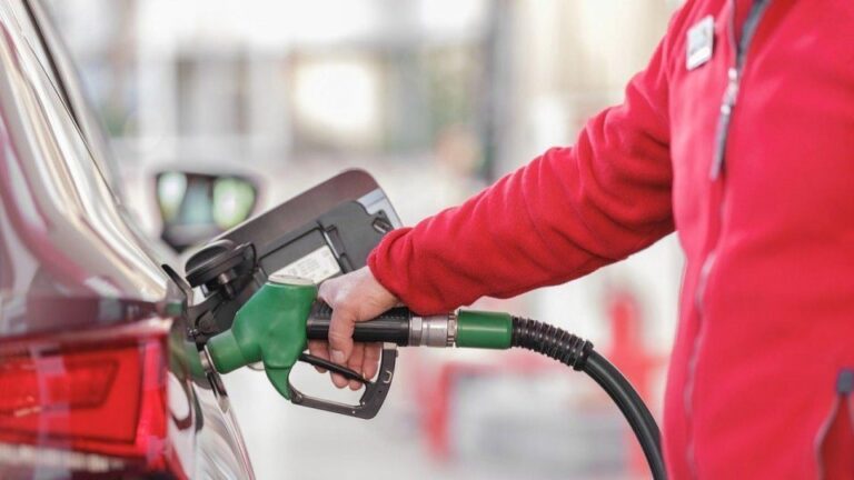 Protest la Marghita împotriva scumpirii carburanților. Organizatorii cer plafonarea prețurilor, după modelul aplicat în Ungaria