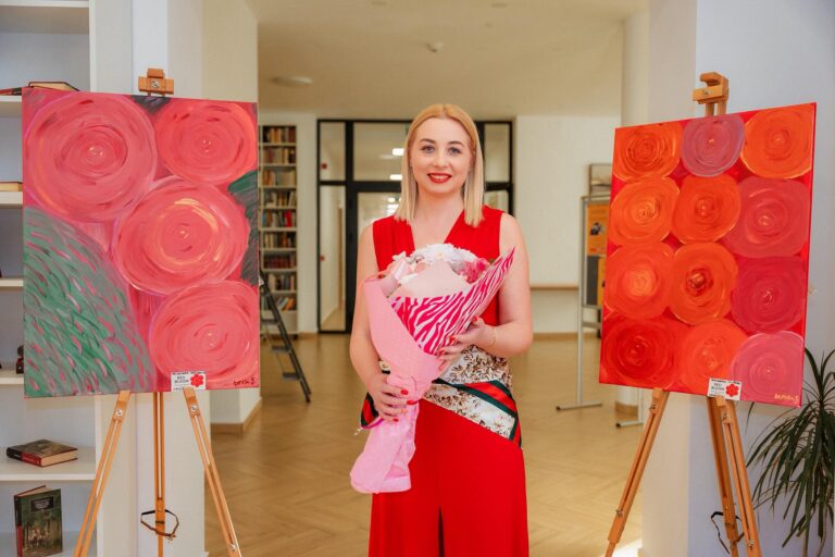 O nouă expoziție de artă va avea loc la Oradea, iar printre artiștii care vor expune se află și tânăra pictoriță Denisa Ștefania Pop