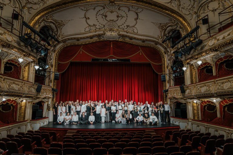 Concurs de dramaturgie „dráMÁzat”. Premii de 1.000 de euro