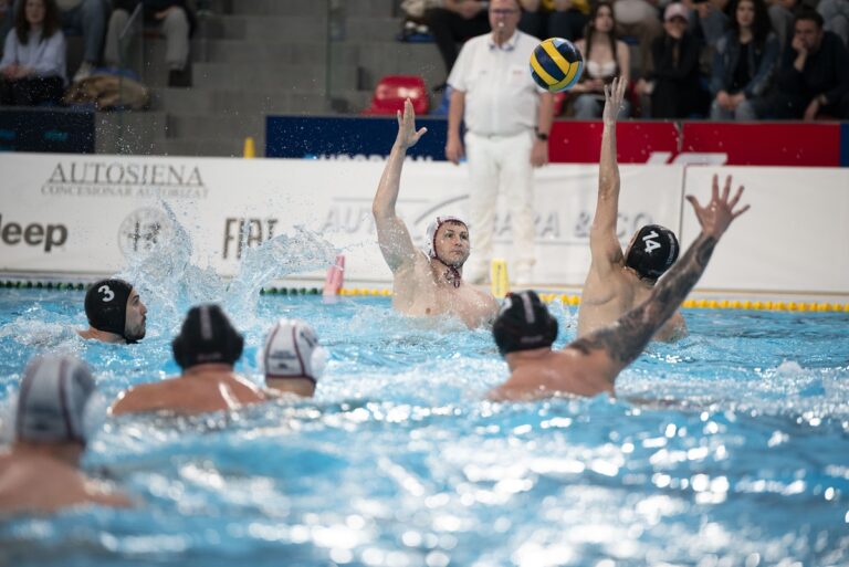 CSM Oradea s-a calificat în finala Superligii Naționale de polo pe apă masculin