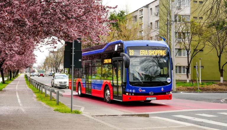 Cum vor circula autobuzele și tramvaiele în Oradea, pe perioada Paștelui