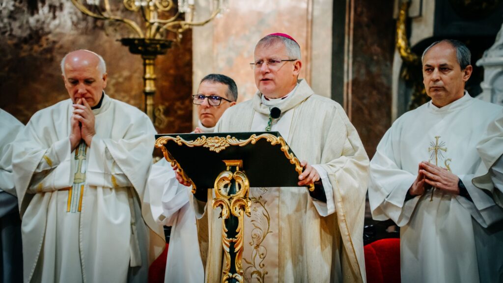 Foto; Episcopia Romano-Catolică de Oradea