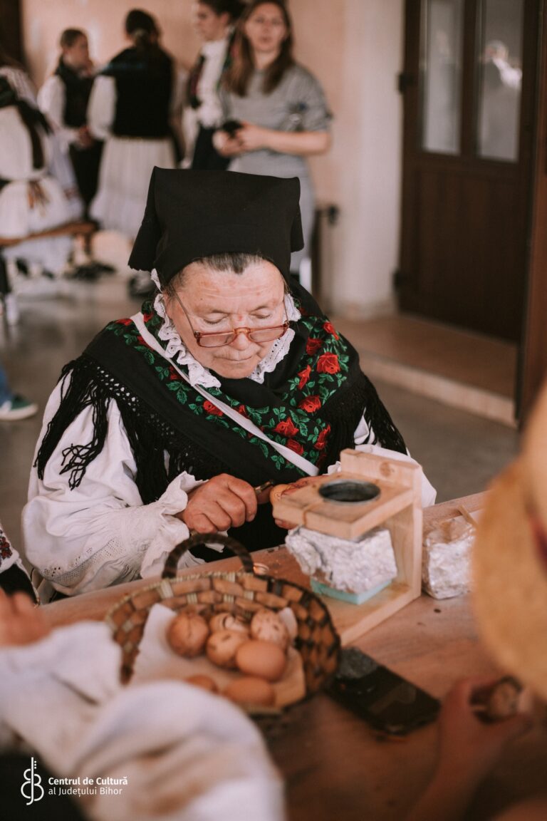 Drăgoteniul prinde din nou viață. Cel mai vechi festival al „Oului de Paști” revine cu tradiții, concursuri și gusturi autentice