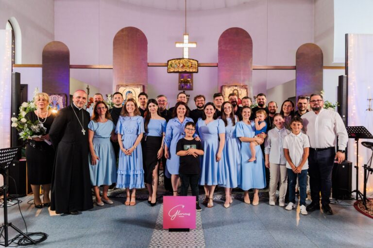 Seară de rugăciune, la Sanctuarul „Maica Domnului” din Rogerius. Credincioșii, invitați la adorație și cântări religioase