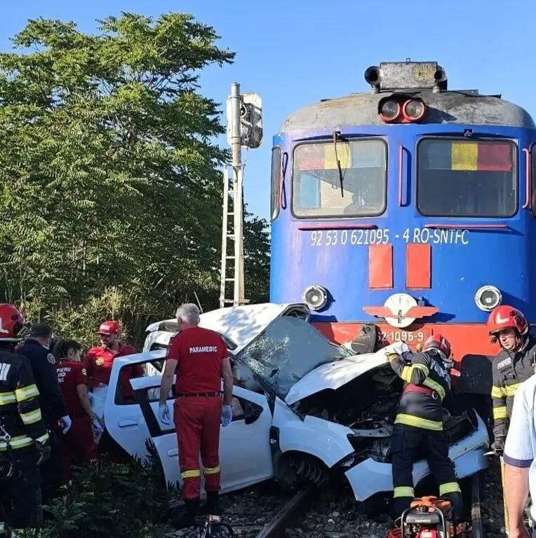Accident teribil în Oradea. Două persoane decedate într-un accident feroviar produs în Oradea