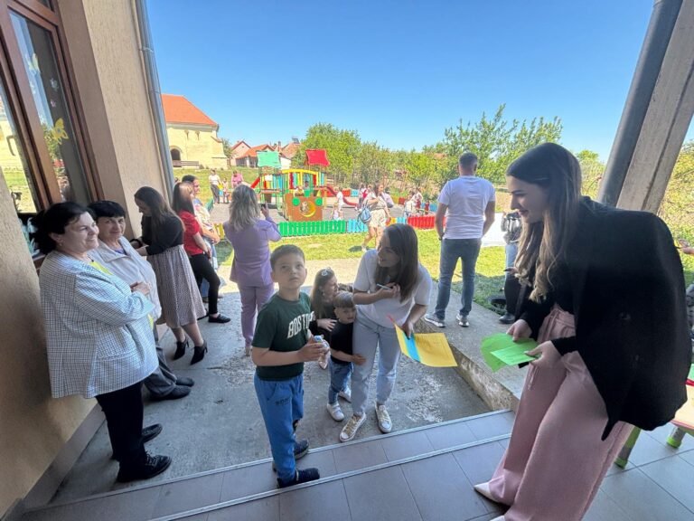 „Play Hub”, locul unde copiii vin cu plăcere să învețe și să se joace
