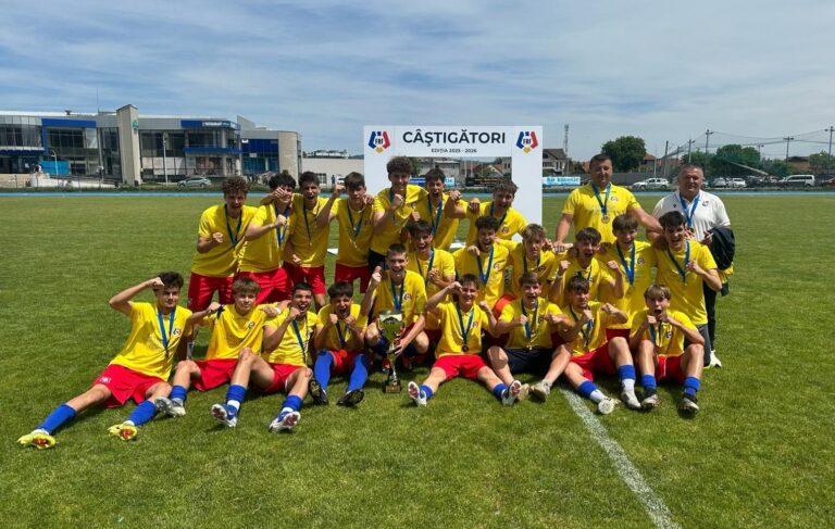Cupa Națională U16 ajunge la Oradea. FC Bihor a câștigat finala de la Deva și încheie sezonul cu un trofeu important