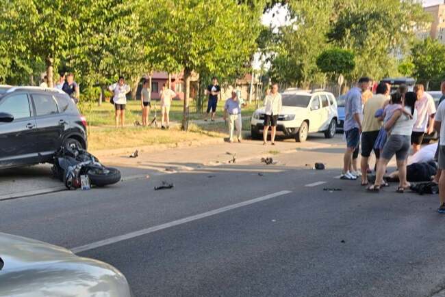 Cum s-a petrecut accidentul de pe Oneștilor din Oradea, în care un motociclist a fost grav rănit. Anchetă deschisă de polițiști