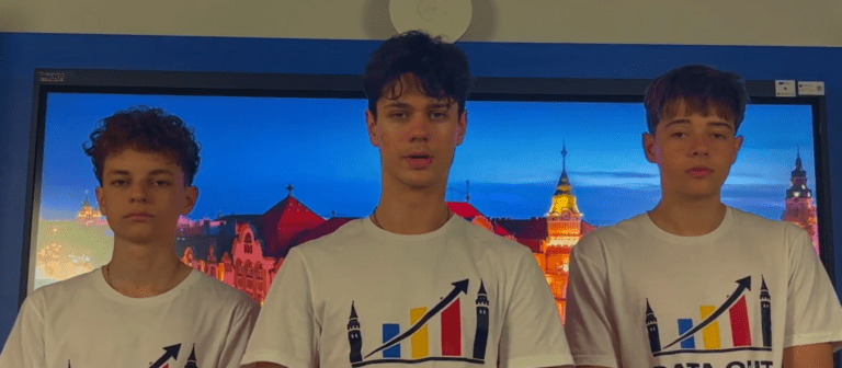 Trei liceeni din Oradea au ajuns în finala Olimpiadei Europene de Statistică. Au folosit date oficiale pentru a combate prejudecățile despre români