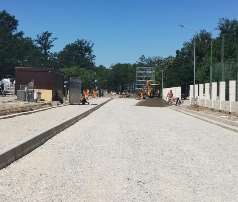 Se închide circulația pe drumul spre Băile 1 Mai. Începe asfaltarea accesului dinspre Inelul Metropolitan