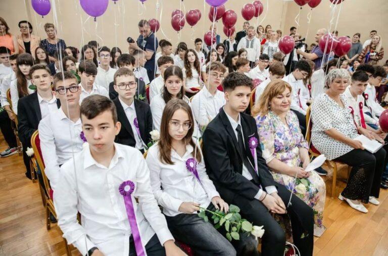 Doi elevi din Oradea împart primul loc în Bihor la Evaluarea Națională 2026. Niciun candidat nu a obținut media 10