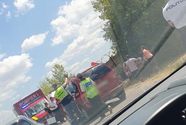 Accident cumplit în Palota. Un bărbat și-a pierdut viața după impactul dintre două mașini. O femeie a fost transportată la spital